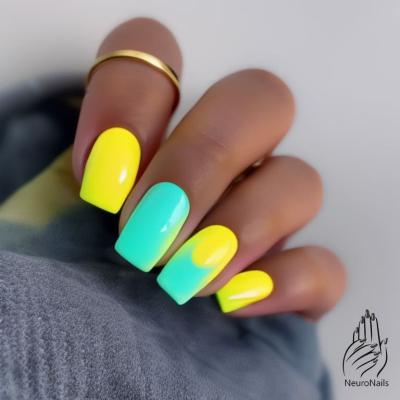 Неоновый дизайн ногтей: желтый и голубой оттенки